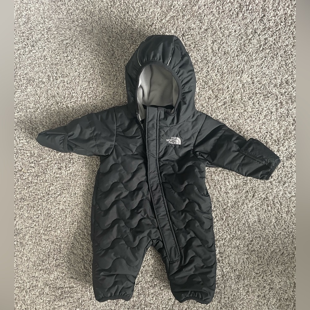 The North Face one-piece snowsuit infant 0-3m black like new